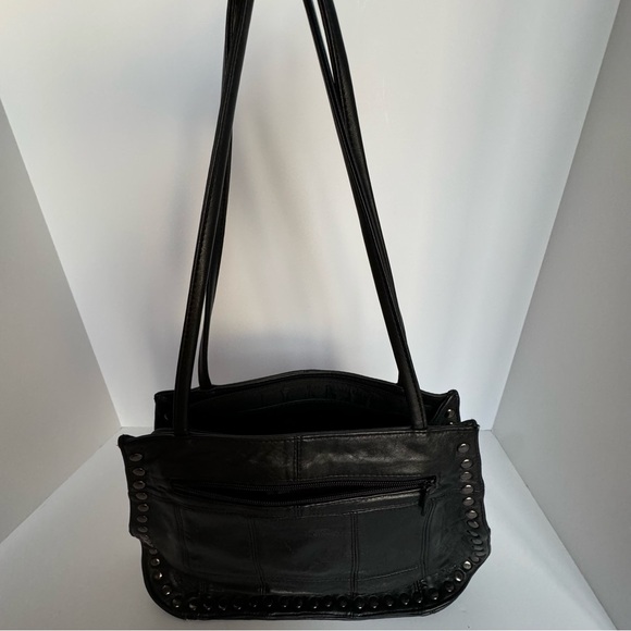 NWOT Purse- stylish and plenty of room for wallet, phone, keys, makeup, etc. - Picture 6 of 10